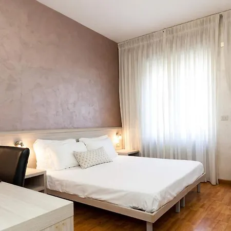 Lis Hotel