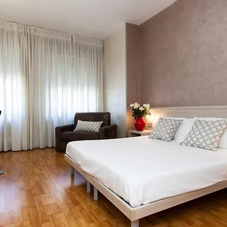 Lis Hotel 3*
