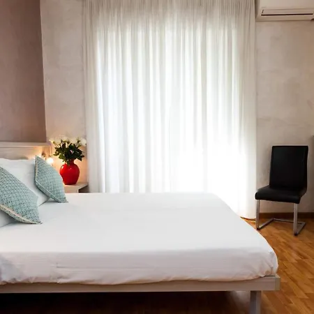 Lis Hotel 3*