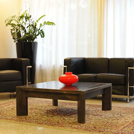 Lis Hotel