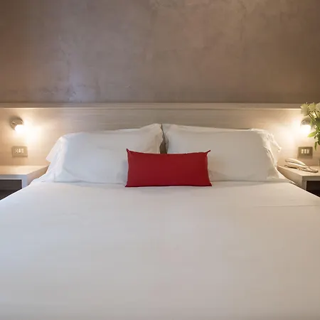 Lis Hotel