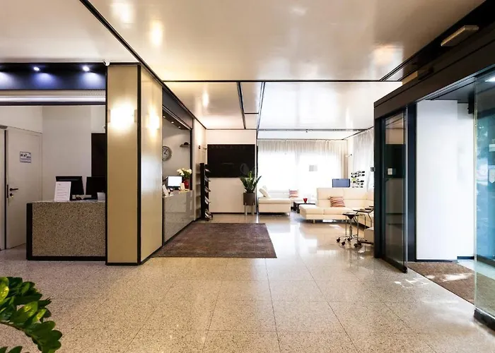 Lis Hotel
