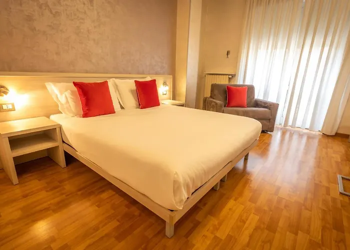 Lis Hotel Asti
