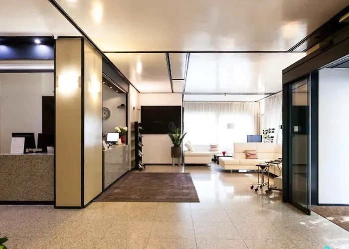 Lis Hotel Asti